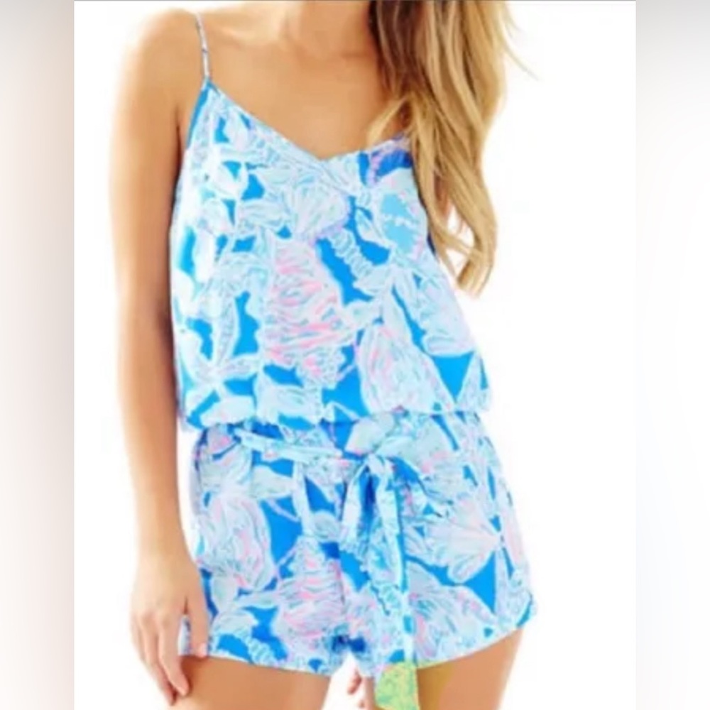 Lilly Pulitzer Ladies Romper with sash tie waist.  Perfect for Summer! Size S